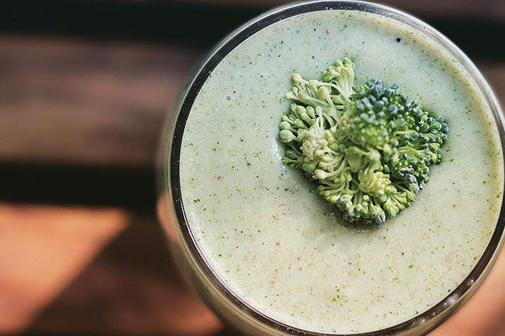 How to Make Broccoli Smoothie and Why You Should Make one